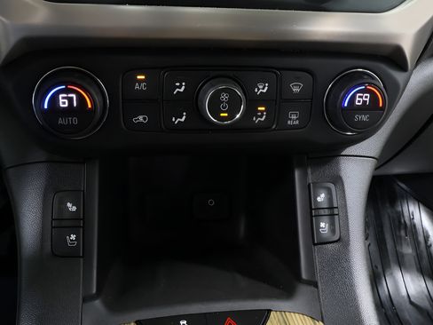Used 2019 GMC Acadia Denali w/ Technology Package AWD/4WD image 11
