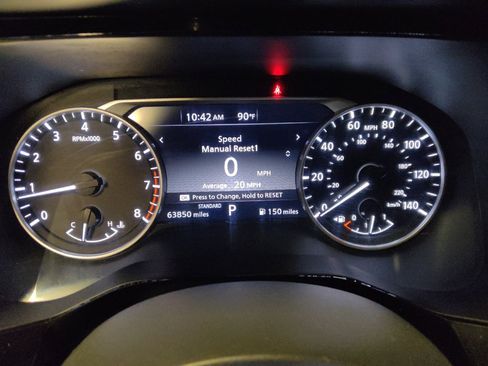 Used 2022 Nissan Pathfinder SV FWD image 23