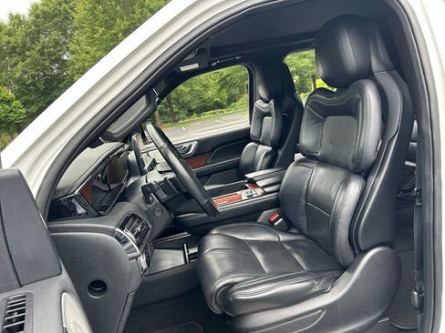 Used 2020 Lincoln Navigator Reserve w/ Luxury Package AWD/4WD image 43