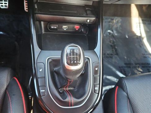 Used 2022 Kia Forte GT image 12