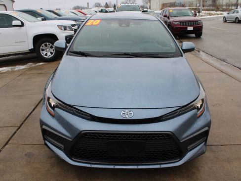 Used 2020 Toyota Corolla SE image 2