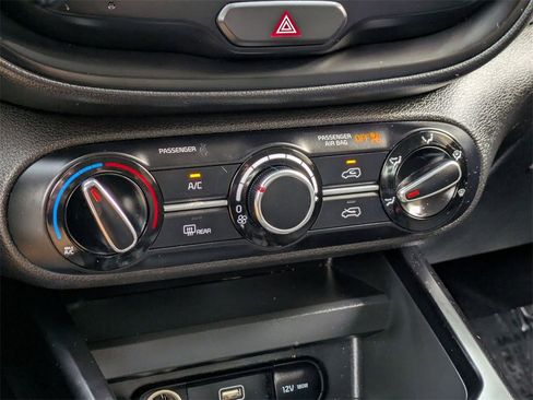 Used 2024 Kia Soul LX w/ Option Group 015 image 17