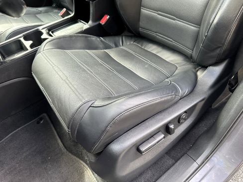 Certified 2020 Honda CR-V EX-L image 17