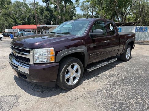 Used 2009 Chevrolet Silverado 1500 LT w/ All Star Package AWD/4WD image 1