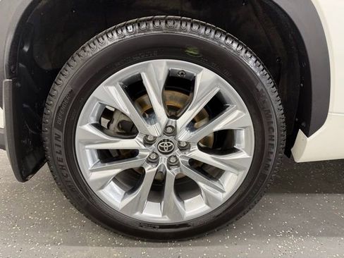 Certified 2020 Toyota Highlander Limited image 21