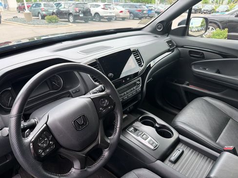 Used 2023 Honda Passport Elite image 10