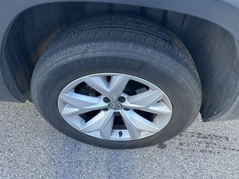 Used 2018 Volkswagen Atlas SEL FWD image 6