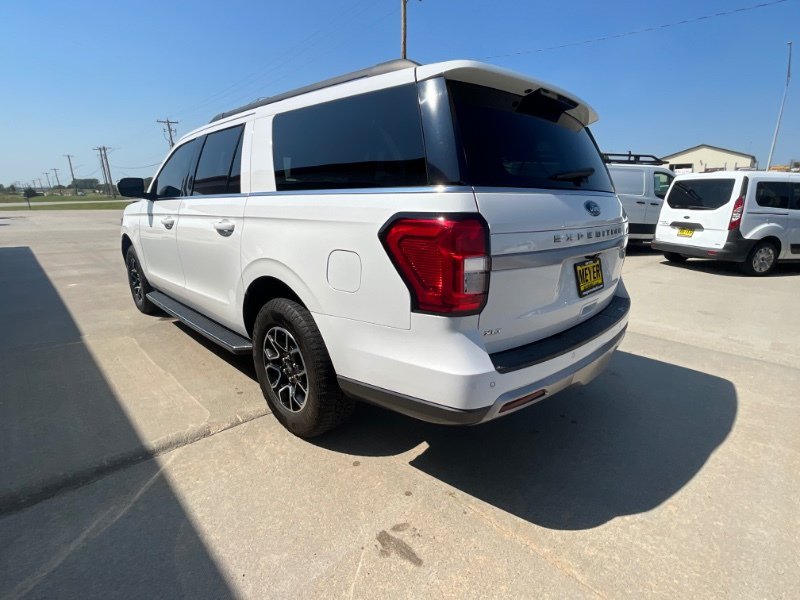 Used 2022 Ford Expedition Max XLT AWD/4WD image 6