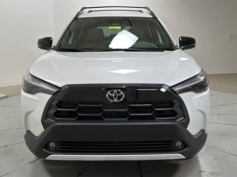 New 2026 Toyota Corolla Cross XLE image 2
