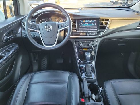 Used 2019 Buick Encore Essence image 12
