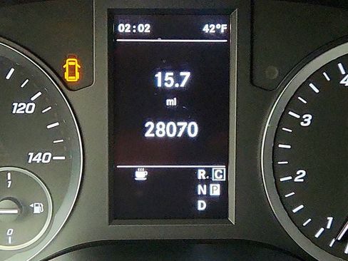 Used 2023 Mercedes-Benz Metris image 15