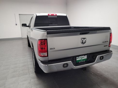 Used 2018 RAM 1500 Classic SLT AWD/4WD image 6