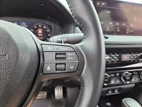 Used 2025 Honda Accord Sport image 25