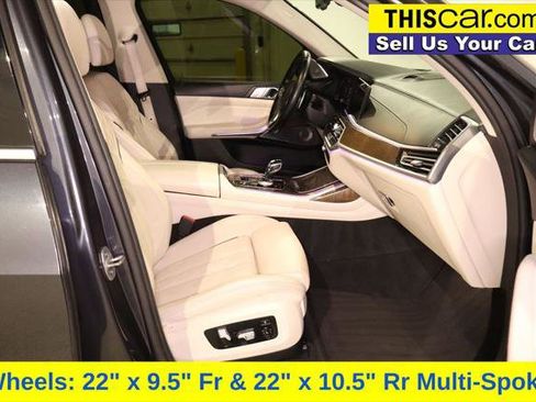 Used 2019 BMW X7 xDrive50i w/ Premium Package AWD/4WD image 32
