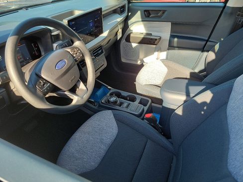 Used 2026 Ford Maverick XLT w/ 4K Tow Package AWD/4WD image 4