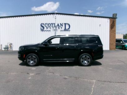 Used 2025 Jeep Wagoneer 4WD