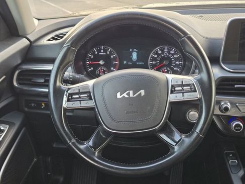 Used 2022 Kia Telluride S FWD image 21