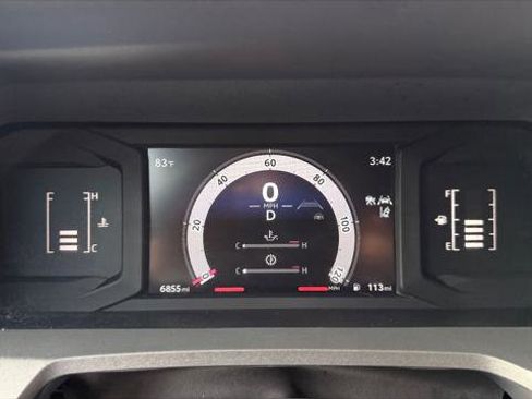 Used 2025 Toyota Tacoma SR image 25