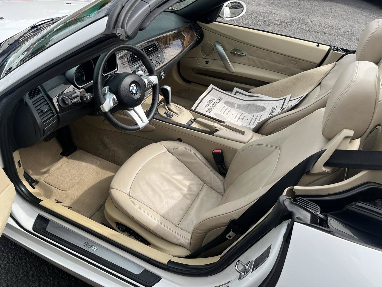 Used 2008 BMW Z4 3.0i RWD image 26