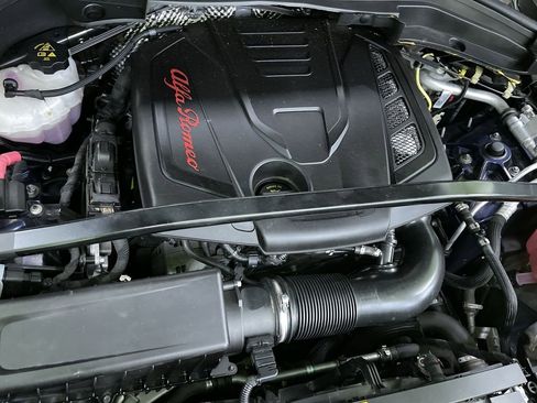 Used 2018 Alfa Romeo Stelvio w/ Cold Weather Package image 30