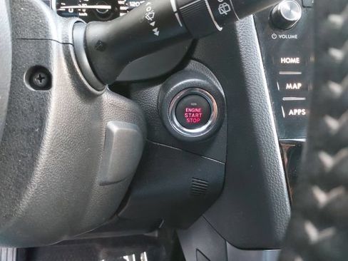 Used 2017 Subaru Forester 2.5i Touring AWD/4WD image 28