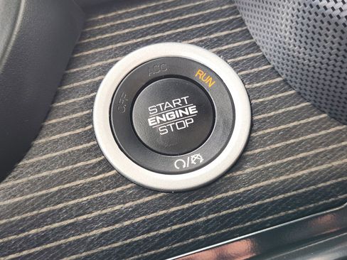 Used 2019 RAM 1500 Limited image 23