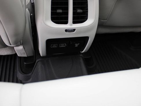 Used 2021 Jeep Cherokee Limited AWD/4WD image 36