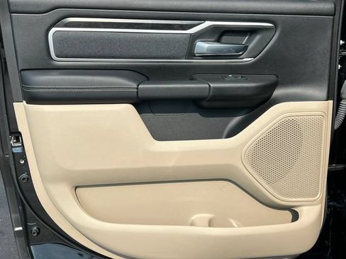 Used 2022 RAM 1500 Big Horn AWD/4WD image 38
