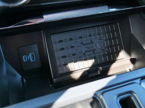 Used 2024 Ford F150 Lariat w/ Equipment Group 502A High image 38