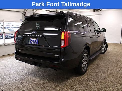 Used 2025 Ford Expedition Max Active AWD/4WD image 6