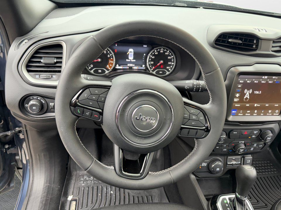 Used 2021 Jeep Renegade Latitude w/ Sun & Sound Group AWD/4WD image 10