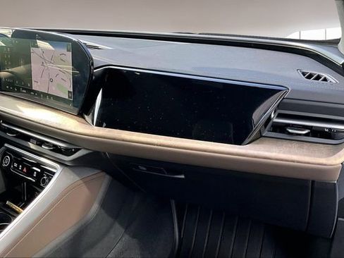 Used 2025 Audi Q5 Premium w/ Convenience Package image 26