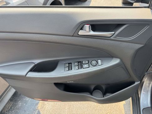 Used 2017 Hyundai Tucson Limited AWD/4WD image 13
