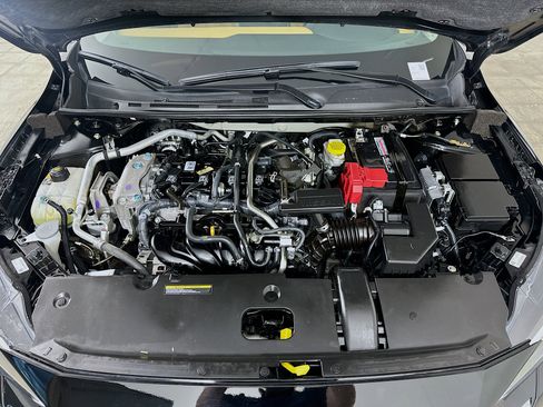 Used 2025 Nissan Sentra SV w/ SV Premium Package image 32