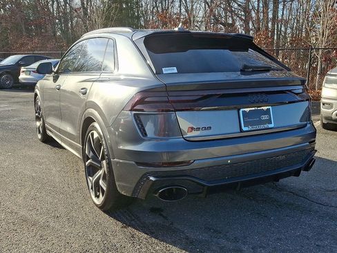 Used 2023 Audi RS Q8 4.0T image 4