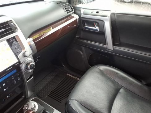 Used 2020 Toyota 4Runner Limited image 37