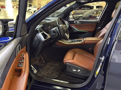 Used 2024 BMW X5 M60i AWD/4WD image 15