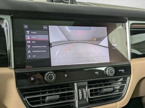 New 2026 Porsche Macan image 19