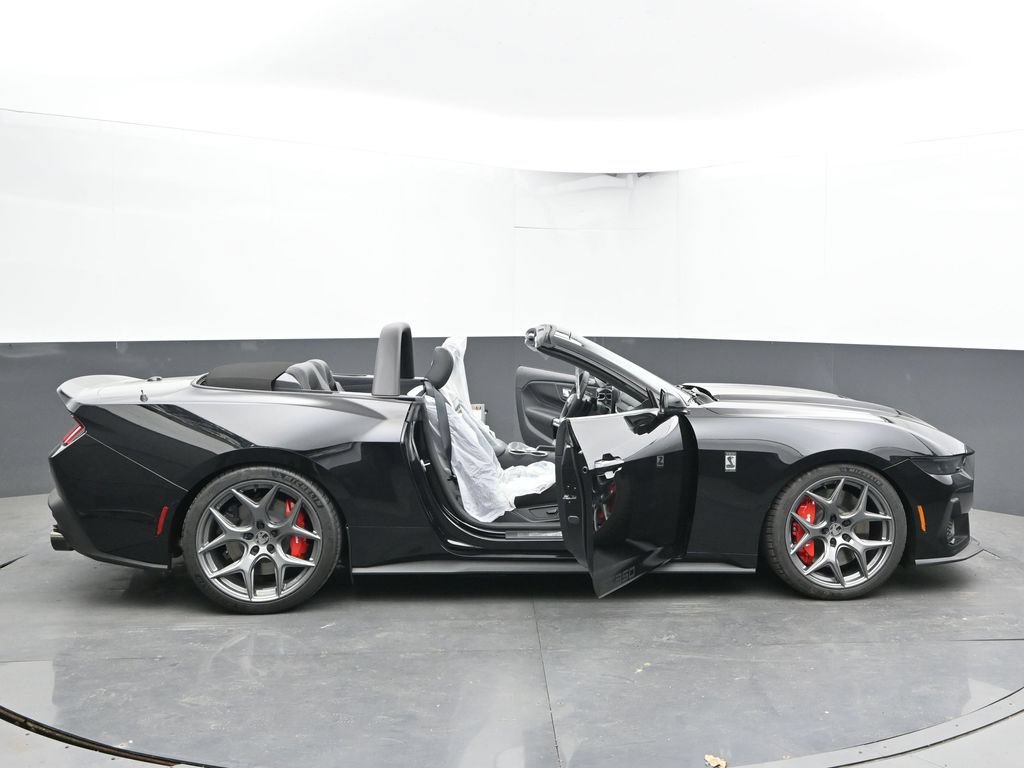 New 2026 Ford Mustang GT Premium w/ GT Performance Package RWD image 47