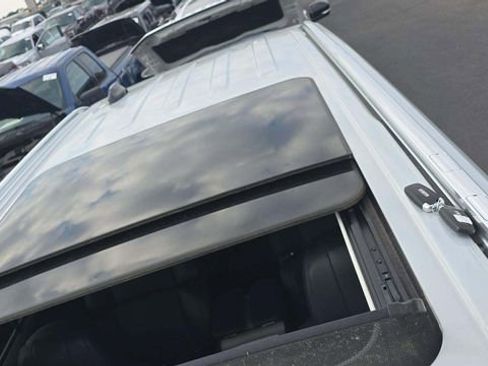 Used 2025 Lincoln Navigator Reserve AWD/4WD image 15