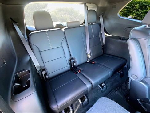 Used 2024 GMC Acadia Elevation w/ LPO, Floor Liner Package image 26