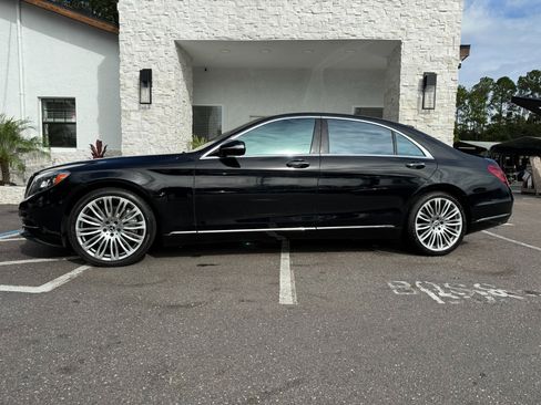 Used 2017 Mercedes-Benz S 550 Sedan image 2