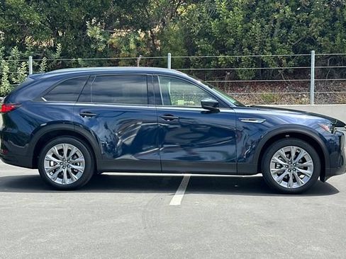Used 2026 MAZDA CX-90 3.3 Turbo w/ Preferred Package AWD/4WD image 6