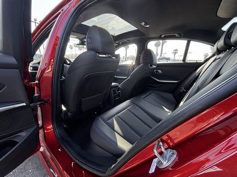 Used 2020 BMW 330i Sedan w/ Premium Package image 14