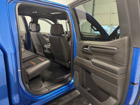 Used 2022 GMC Sierra 1500 AT4 w/ AT4 Preferred Package AWD/4WD image 24