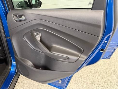 Used 2017 Ford Escape SE FWD image 24
