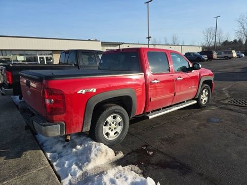 Used 2010 Chevrolet Silverado 1500 LT image 2