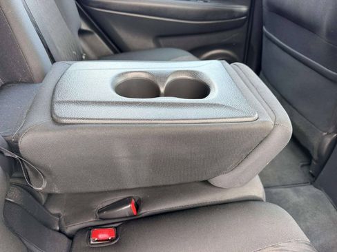 Used 2020 Nissan Rogue S AWD/4WD image 25