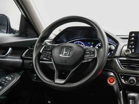Used 2018 Honda Accord EX image 15