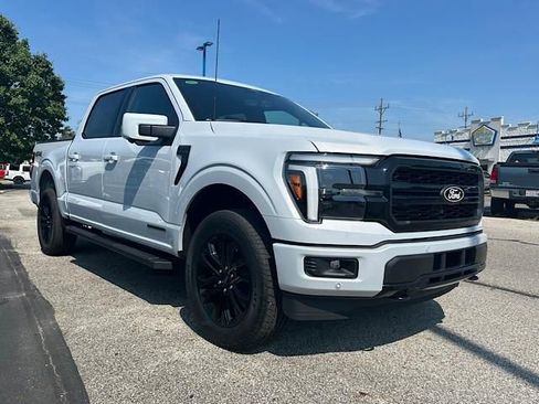New 2025 Ford F150 Lariat w/ Equipment Group 501A Mid image 13